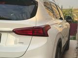 Hyundai Santa Fe 2018 годаүшін12 500 000 тг. в Алматы – фото 2