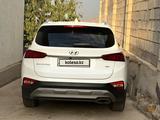 Hyundai Santa Fe 2018 годаүшін12 500 000 тг. в Алматы – фото 3