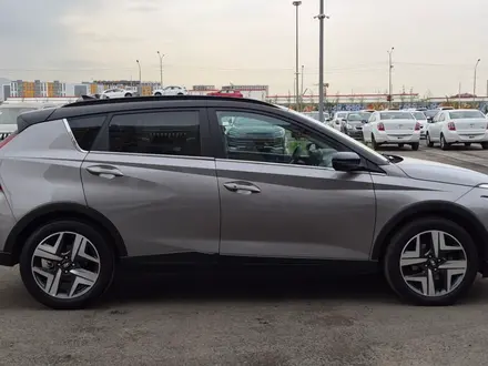 Hyundai Bayon 2023 года за 7 490 000 тг. в Алматы – фото 4