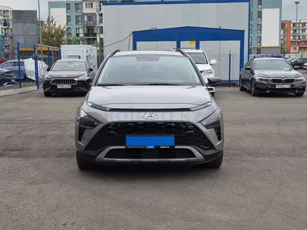 Hyundai Bayon 2023 года за 7 490 000 тг. в Алматы – фото 2