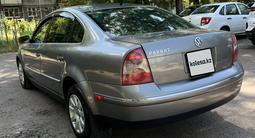 Volkswagen Passat 2002 годаүшін2 800 000 тг. в Петропавловск – фото 4
