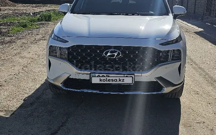 Hyundai Santa Fe 2023 годаүшін17 500 000 тг. в Тараз