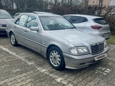 Mercedes-Benz C 240 1999 года за 950 000 тг. в Алматы – фото 3