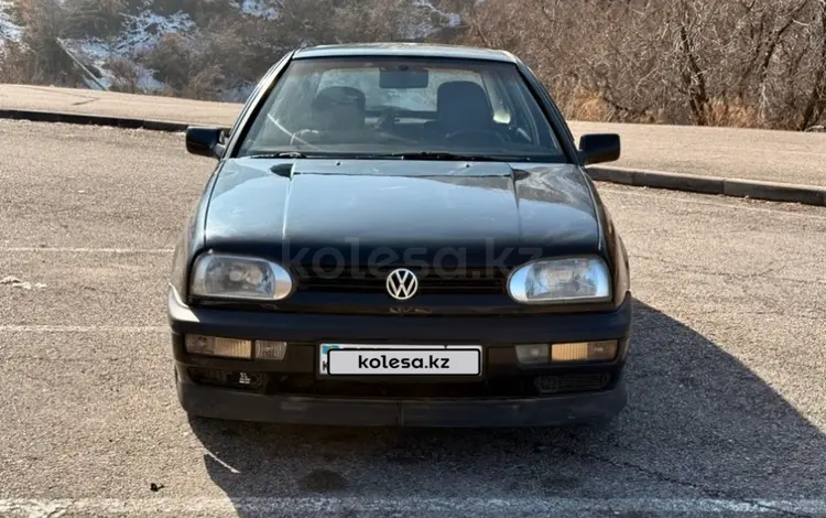 Volkswagen Golf 1995 годаүшін1 500 000 тг. в Алматы