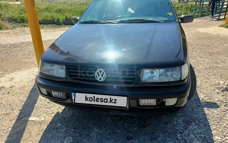 Volkswagen Passat 1996 года за 1 700 000 тг. в Сарыкемер