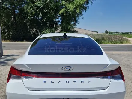 Hyundai Elantra 2021 года за 8 000 000 тг. в Алматы – фото 5