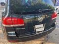 Volkswagen Touareg 2006 года за 5 300 000 тг. в Астана – фото 9