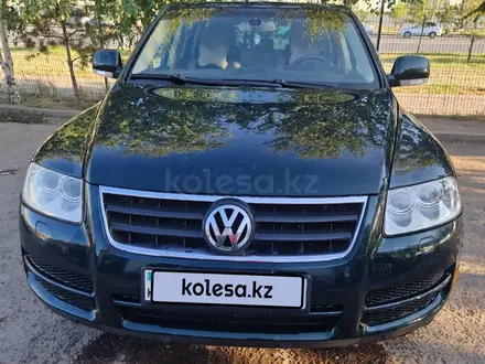 Volkswagen Touareg 2006 года за 5 300 000 тг. в Астана – фото 8