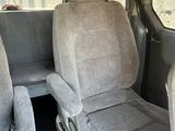 Kia Carnival 2001 года за 700 000 тг. в Шымкент – фото 4