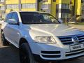 Volkswagen Touareg 2004 года за 3 950 000 тг. в Алматы