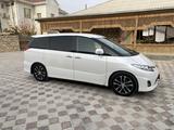 Toyota Estima 2012 года за 5 300 000 тг. в Жанаозен