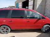 Volkswagen Sharan 1999 года за 2 333 333 тг. в Байконыр – фото 2