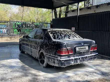 Mercedes-Benz E 320 1998 года за 3 000 000 тг. в Алматы – фото 4