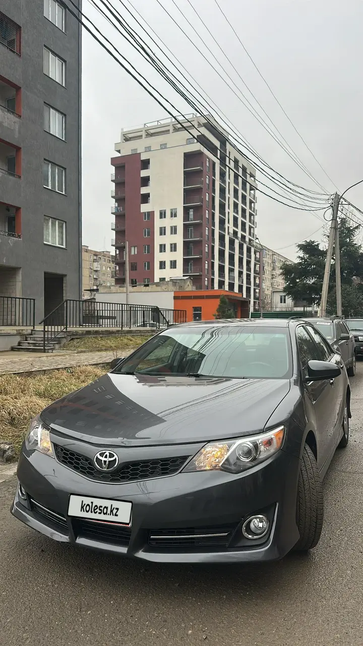 Toyota Camry, 2014