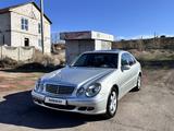 Mercedes-Benz E 320 2002 годаүшін5 300 000 тг. в Караганда – фото 2