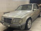 Mercedes-Benz E 280 1993 года за 1 350 000 тг. в Мерке – фото 4