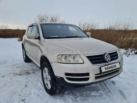 Volkswagen Touareg 2004 года за 4 300 000 тг. в Астана