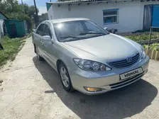 Toyota Camry, 2004