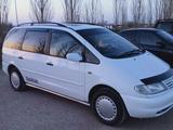 Volkswagen Sharan 1998 годаүшін2 800 000 тг. в Актобе – фото 5