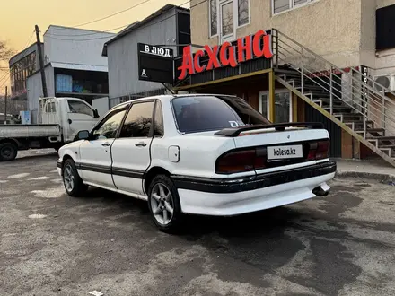 Mitsubishi Galant 1993 года за 600 000 тг. в Алматы – фото 5