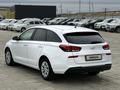 Hyundai i30 2023 годаүшін8 800 000 тг. в Атырау – фото 3