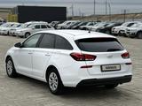 Hyundai i30 2023 года за 8 800 000 тг. в Атырау – фото 3