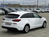 Hyundai i30 2023 года за 8 800 000 тг. в Атырау – фото 5