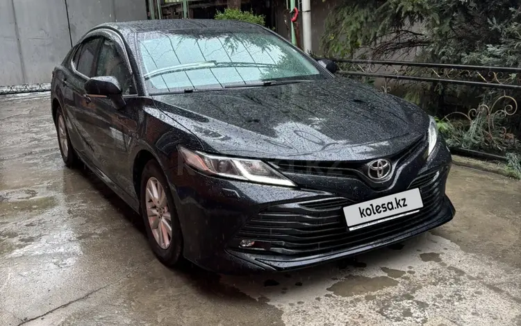 Toyota Camry 2019 годаүшін10 700 000 тг. в Алматы