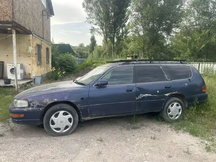 Toyota Camry 1994 года за 1 000 000 тг. в Алматы – фото 2