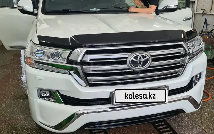 Toyota Land Cruiser 2018 годаfor36 000 000 тг. в Астана