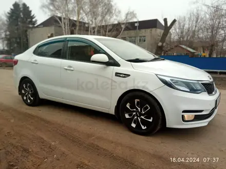 Kia Rio 2015 года за 6 200 000 тг. в Щучинск – фото 2