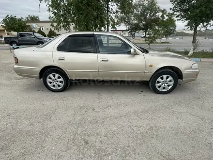 Toyota Camry 1992 года за 2 100 000 тг. в Жанаозен – фото 6