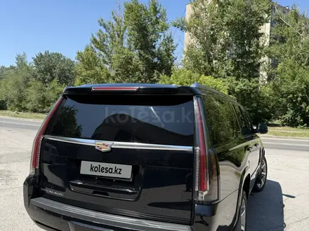 Cadillac Escalade 2016 года за 23 000 000 тг. в Алматы – фото 22