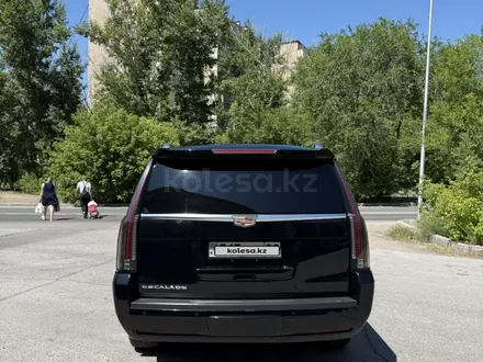 Cadillac Escalade 2016 года за 23 000 000 тг. в Алматы – фото 23