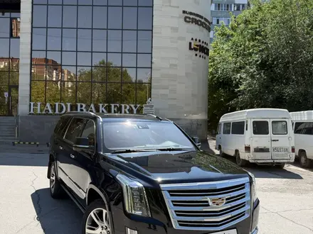 Cadillac Escalade 2016 года за 23 000 000 тг. в Алматы – фото 24