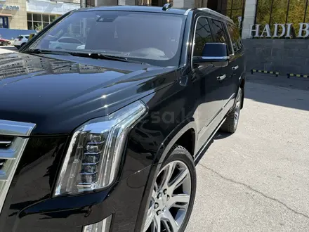 Cadillac Escalade 2016 года за 23 000 000 тг. в Алматы – фото 26