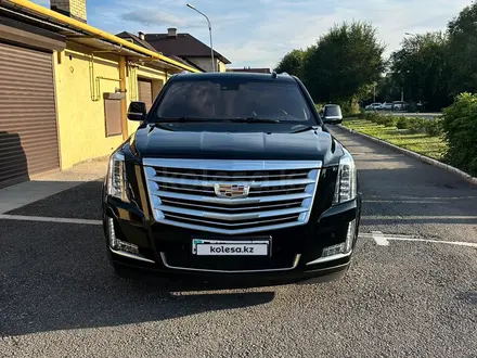 Cadillac Escalade 2016 года за 23 000 000 тг. в Алматы – фото 2