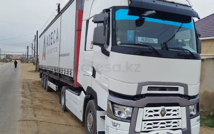 Renault  T-Series 2017 годаүшін27 000 000 тг. в Актау