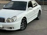 Hyundai Sonata 2002 года за 1 600 000 тг. в Алматы – фото 2