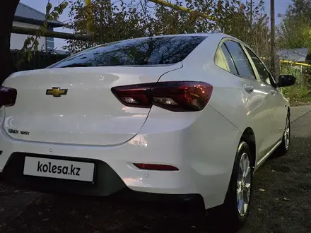 Chevrolet Onix 2022 года за 5 400 000 тг. в Алматы – фото 17