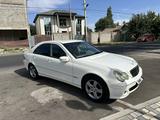 Mercedes-Benz C 200 2005 годаүшін5 000 000 тг. в Тараз – фото 2