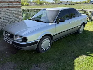Audi 80