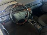 Mercedes-Benz E 280 1994 годаүшін700 000 тг. в Туркестан – фото 4