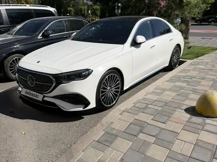 Mercedes-Benz E 300 2024 года за 37 500 000 тг. в Алматы