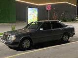 Mercedes-Benz E 300 1993 года за 1 500 000 тг. в Алматы – фото 2