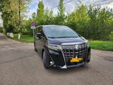 Toyota Alphard 2019 года за 35 000 000 тг. в Уральск