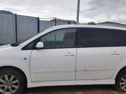 Toyota Ipsum 2003 года за 2 400 000 тг. в Атырау – фото 6