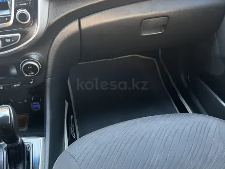 Hyundai Accent 2015 года за 5 950 000 тг. в Актау – фото 6