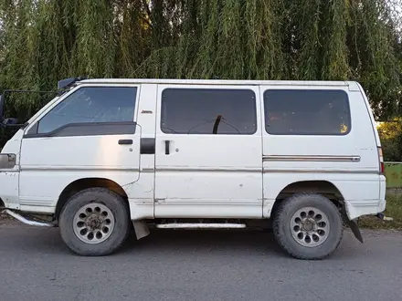 Mitsubishi Delica 1996 года за 1 650 000 тг. в Алматы – фото 5