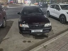 Toyota Carina E, 1994